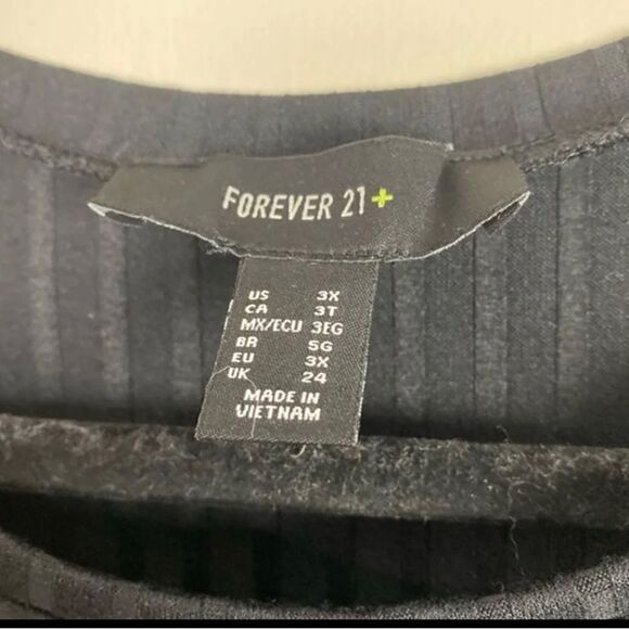 #157 FOREVER 21 ribbed tee - Picture 5 of 5